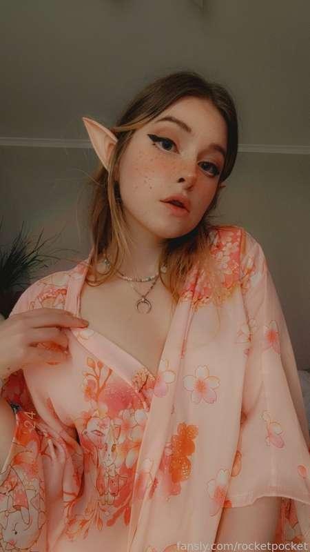 #elf #egirl #smalltits #cosplay #redhead #cute #teen #striptease 