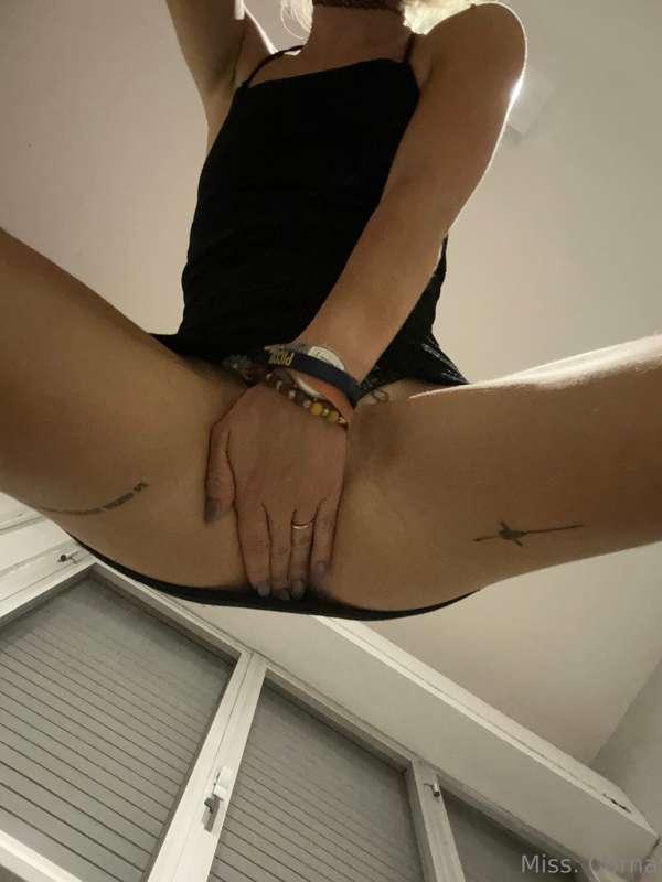 Buona domenica😏 che farete oggi di bello??😊
Ah, domani esce ..