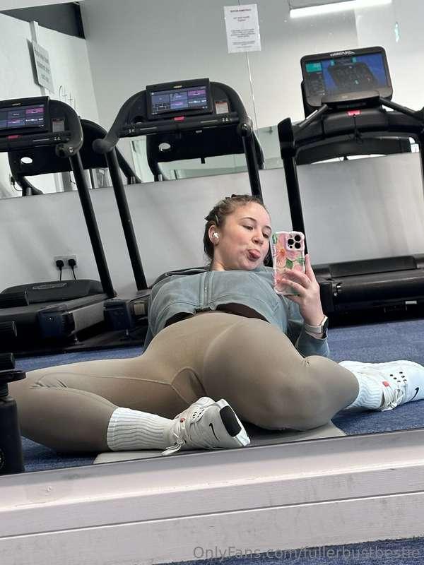 Don't forget to stretch 😏