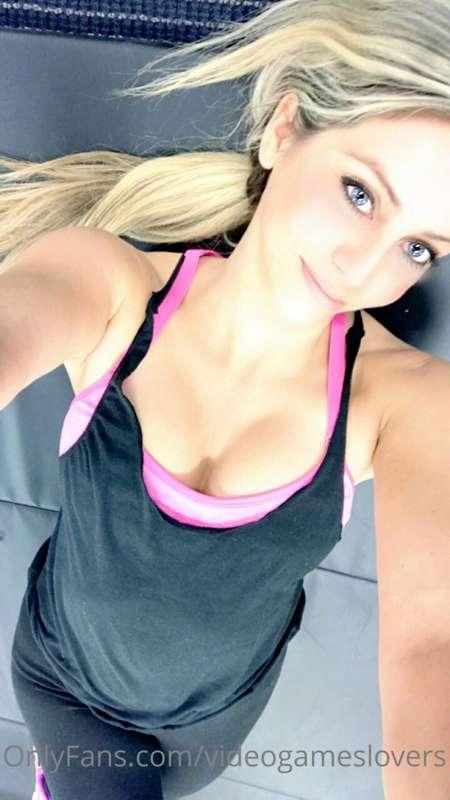 TGIF! Let’s work out 💪