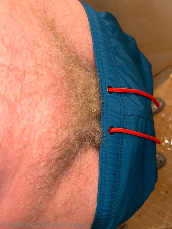 Carpets do match the drapes😉🍆
