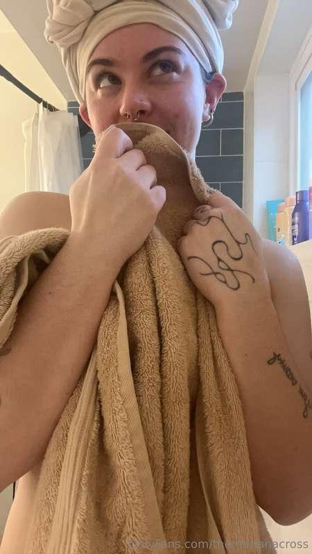 Shower Time🫧🧼Video is only $5.55 if you subscribe to @marian..
