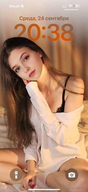 I want to change the wallpaper on my phone. How do you like ..