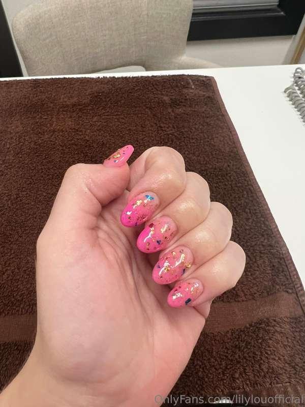 Love my new nails 🥰
