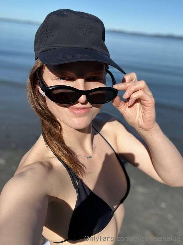 misshelenalue image #6