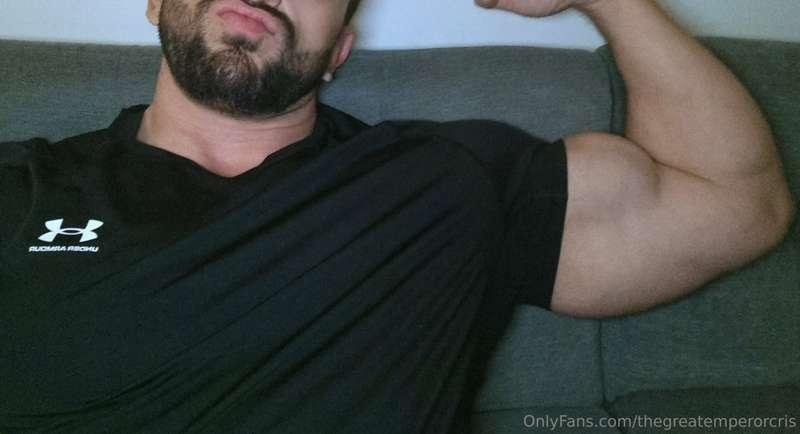 Biceps check 😈😎