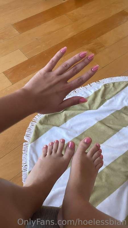 para los que dijeron que le gustaron mis uñitas rosadas🌸