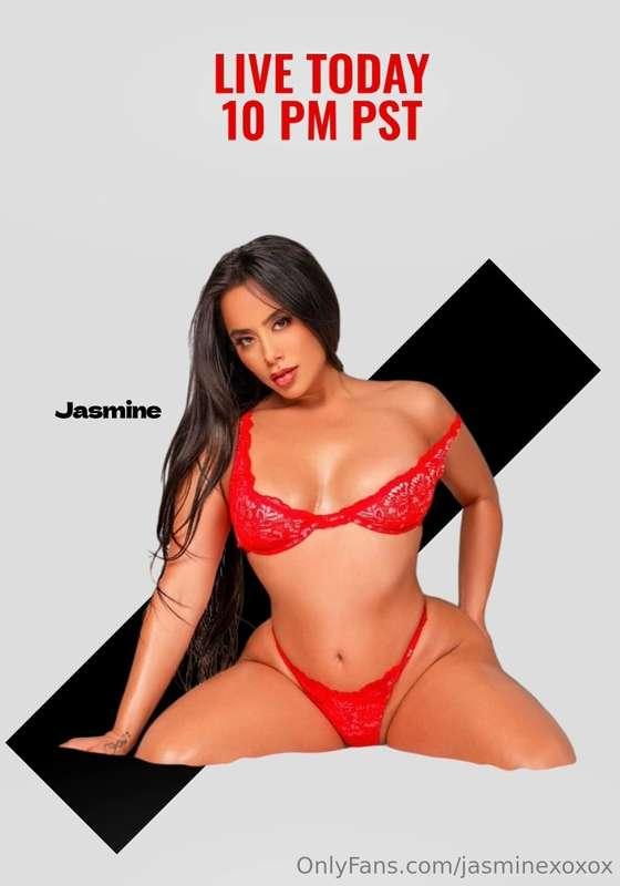 NEW TIME FOR LIVE TONIGHT 😍10pm pst 🎥 See you there papiiii ..