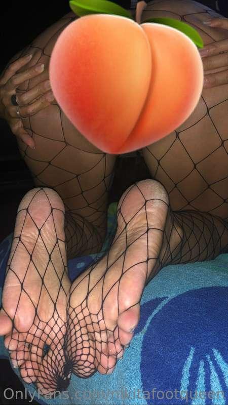 Chi vuole mangiare la pesca? 😏