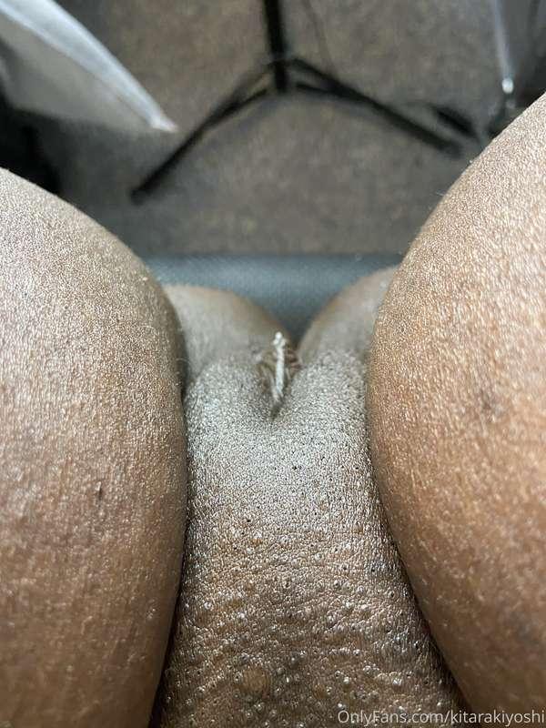 Here’s some pussy pictures that hopefully brightens your moo..