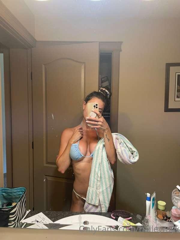 My mirror says "You look sexier when you rolled out your hai..