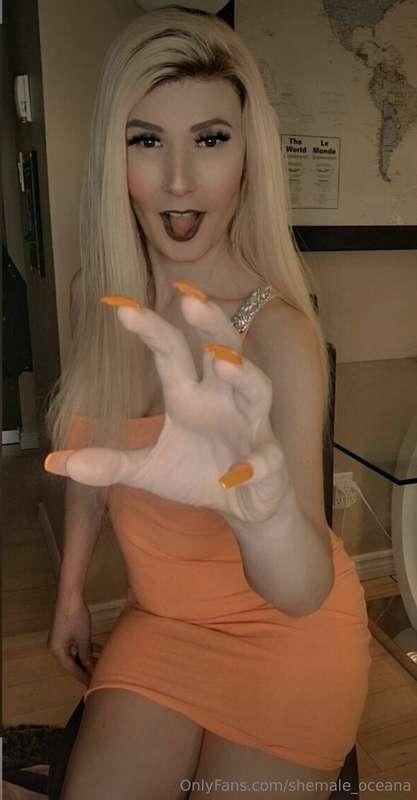 One of my favorite pics from my blonde times...Growing my ha..