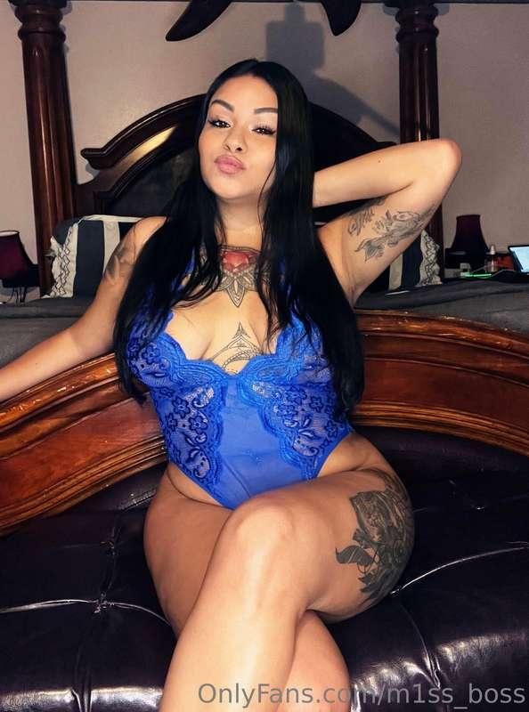 Happy MiLF Monday! 😝
Like this is if I’m your favorite MiLF!..