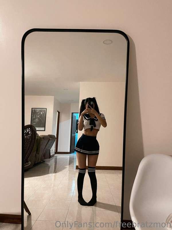 Sending out a special Halloween BJ video with face tonight🙊🙊..