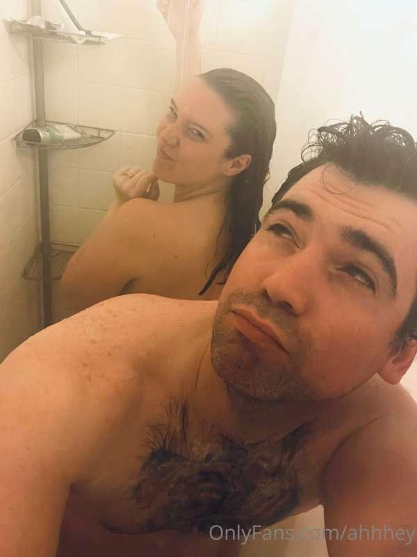 Little shower fun this morning 😉 @hailstorm93