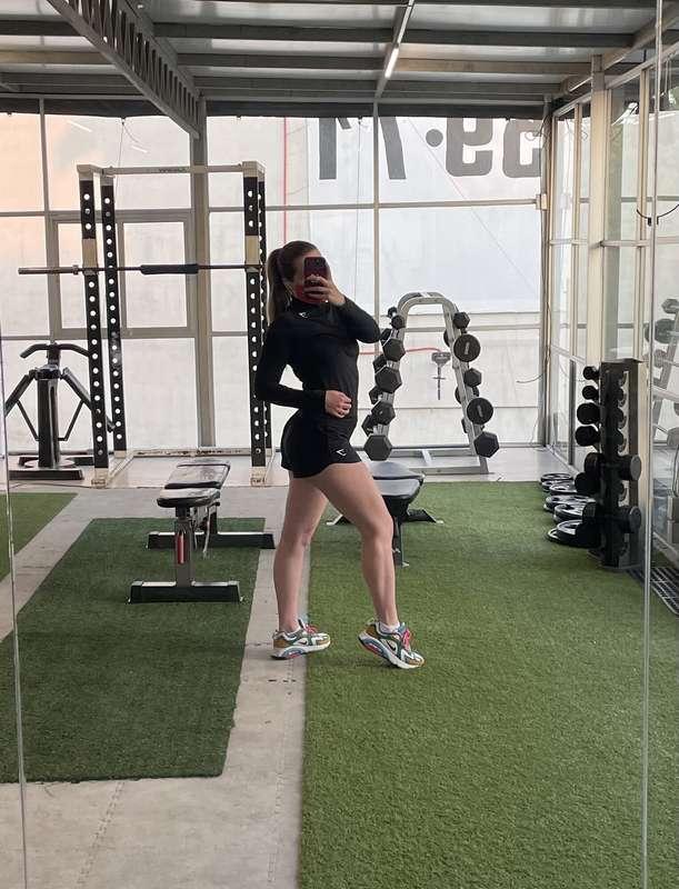 My gym sessions are your ultimate treat 😉🤤🥵look at these bea..