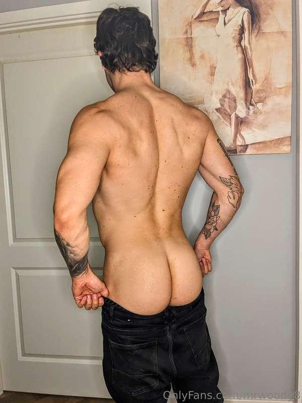 The best rear view .... ? 😏👅🍑