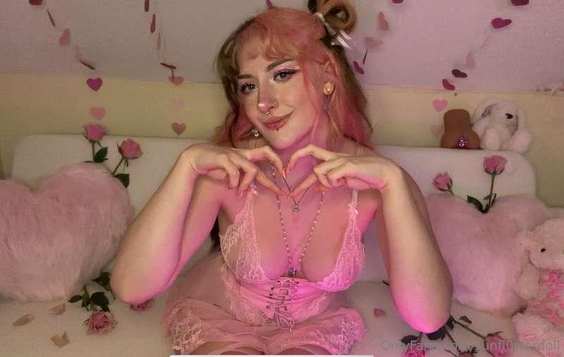 sunfl0werdoll image #1