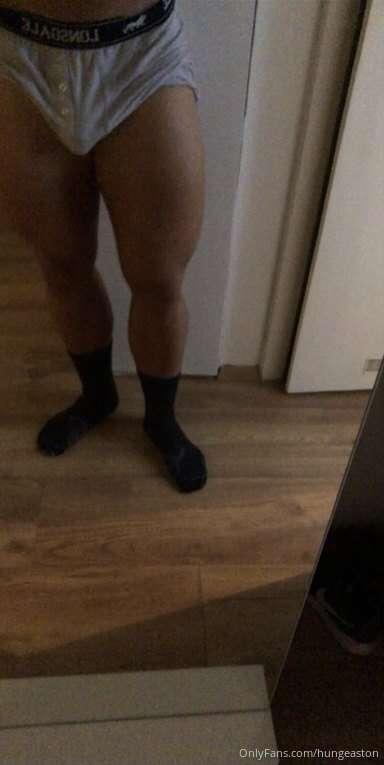STROKING MY BIG DICK 🍆💦I WOKE UP ROCK HARD AND NEEDED TO BUS..