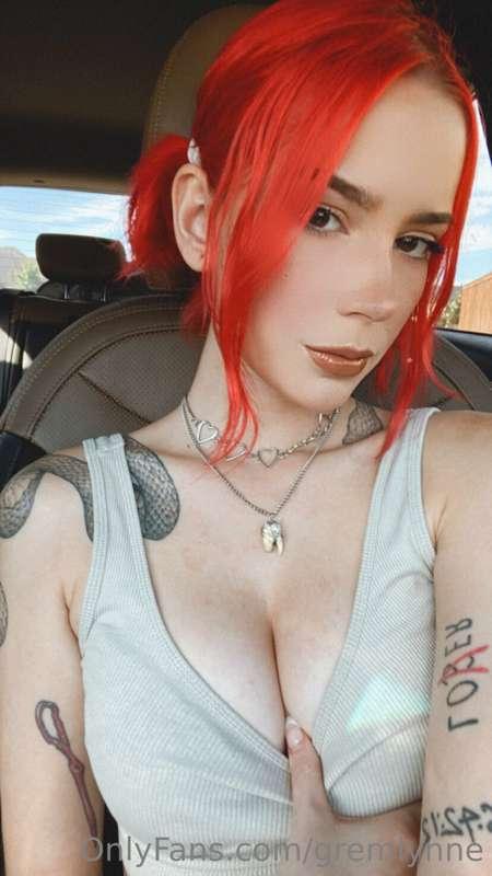 Do you like my tooth necklace?