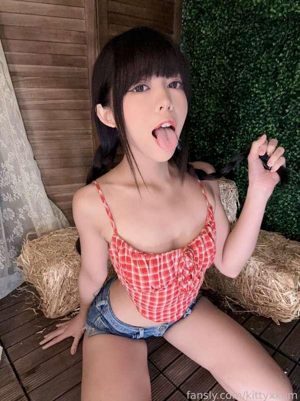 kittyxkum image #2