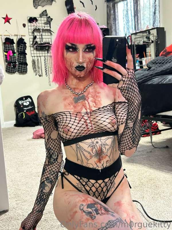 fake sfx bl00d !! pls let me live onlyfans 🥲🖤