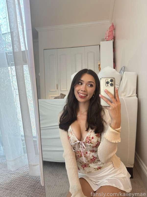 kaileymae image #1