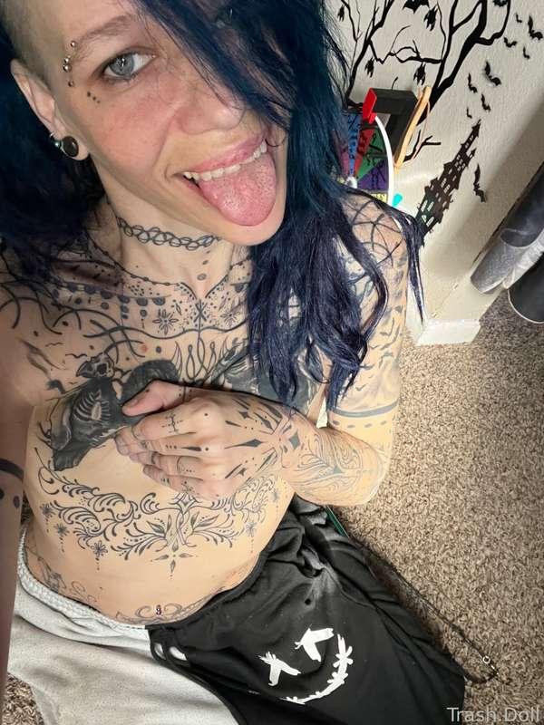 trashdoll image #0