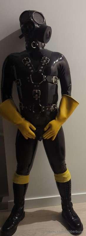 rubberbuns image #0