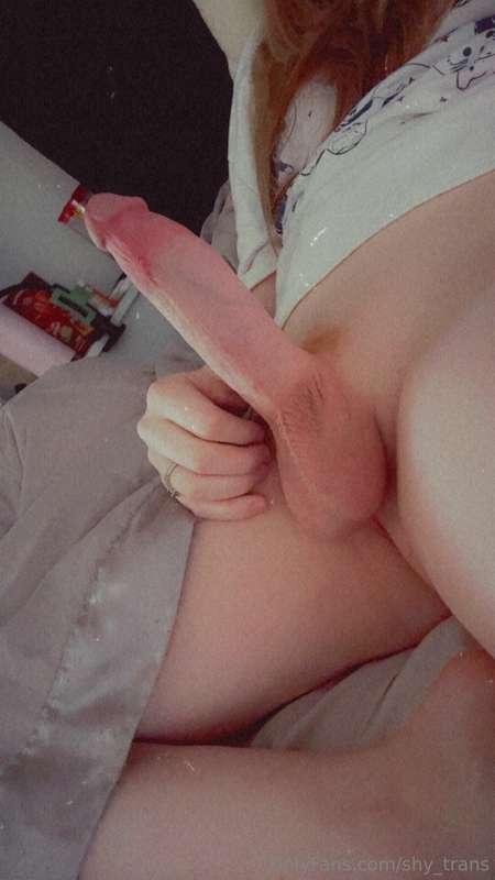 Look at this massive cumshot omg 😳 