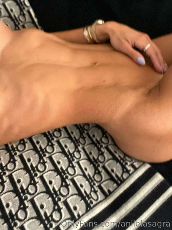 Do you believe I'm a squirter? 💦 My hottest squirting vid wi..