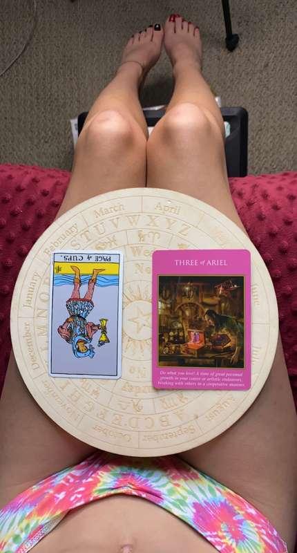 TODAYS TAROT / ANGEL CARD READING FOR MONDAY, AUGUST 18th 20..