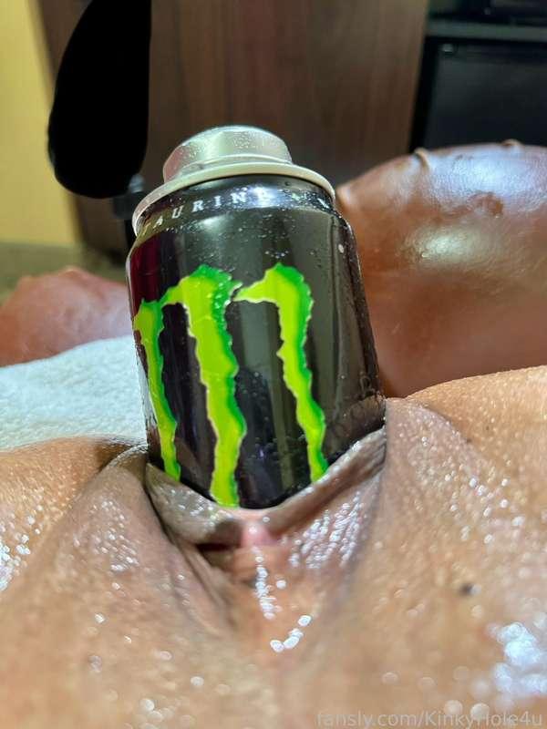 I took a huge Monster in my pussy 😈