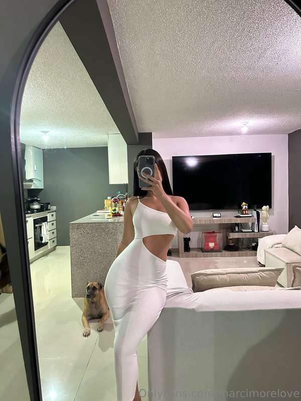 Give me your best pick-up line😋