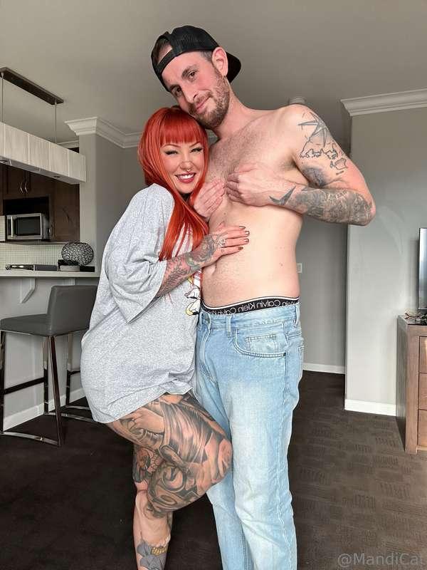 Scroll —> to see his reaction to me taking my shirt off 🤭😂  ..