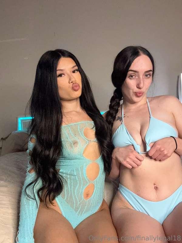 ‼️LIVE RIGHT NOW‼️18 yr, Super Cuties 😍What R U waiting for ..