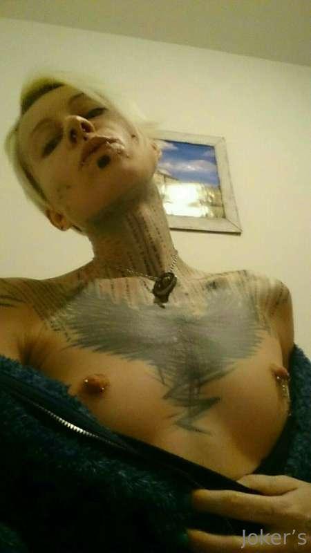Enjoy my premium content & join @jokers-sexplicit 😘