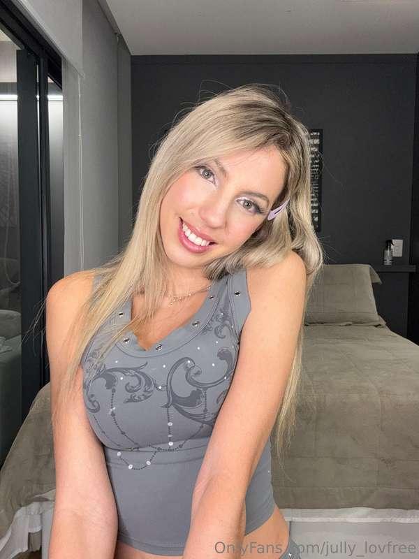 tell me where you want me tonight https://onlyfans.com/jully..