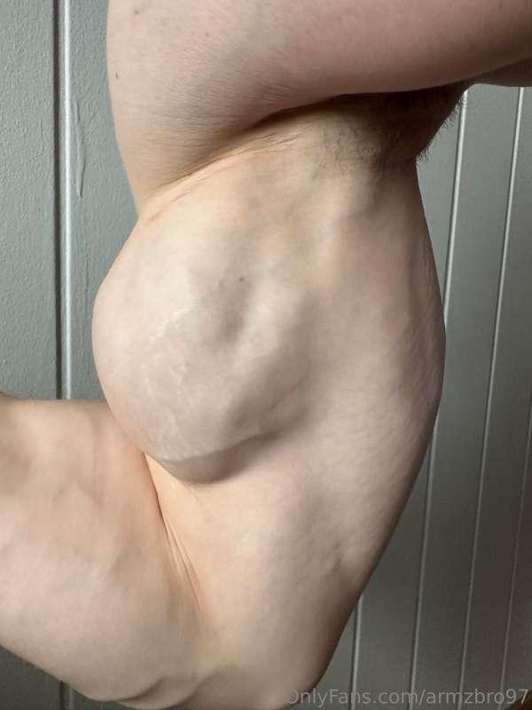armzbro97 image #1