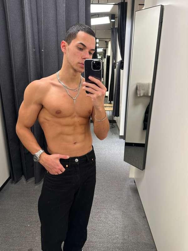 Hi there 👋