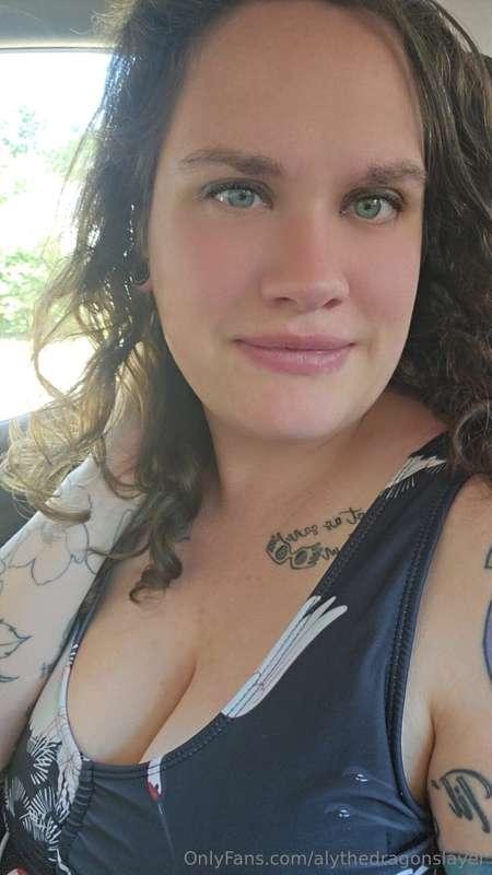 Had fun at the pool. It was nice feeling the sum on my skin ..