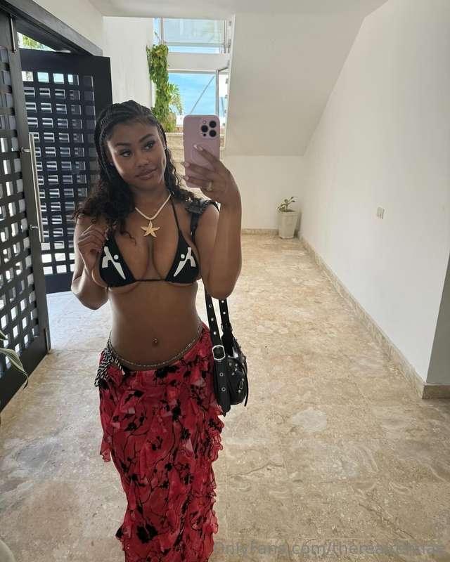 hope you aren't busy rn 😘