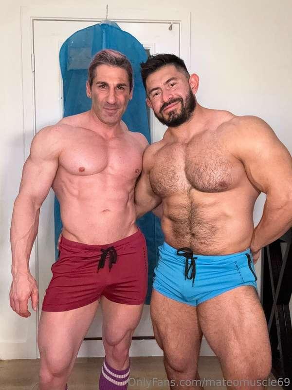 Check out this GOD of a man. So much MUSCLE! New collab vide..