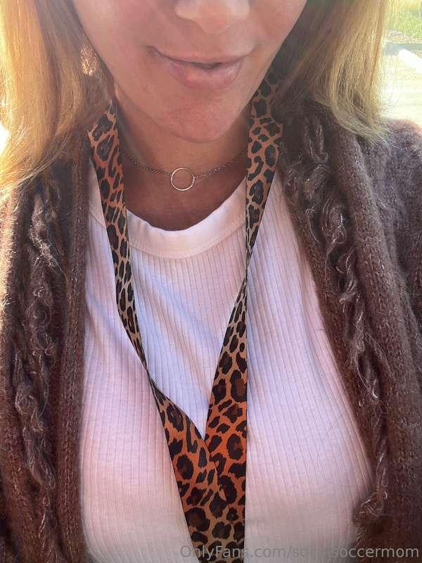 Happy Friday Boys & Girls 💋 Are you doing anything naughty t..
