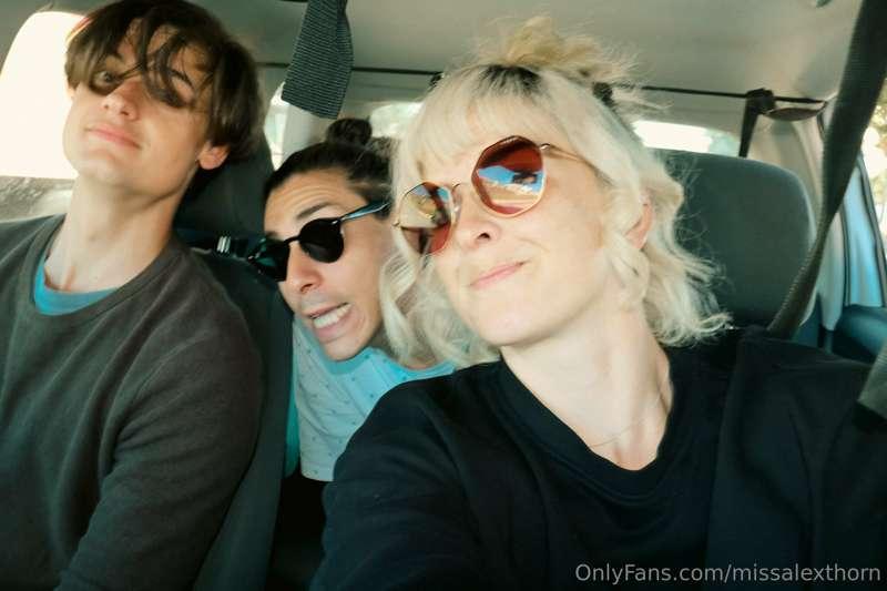 It's a road trip kinda day :D 

We solemnly swear to shoot a..