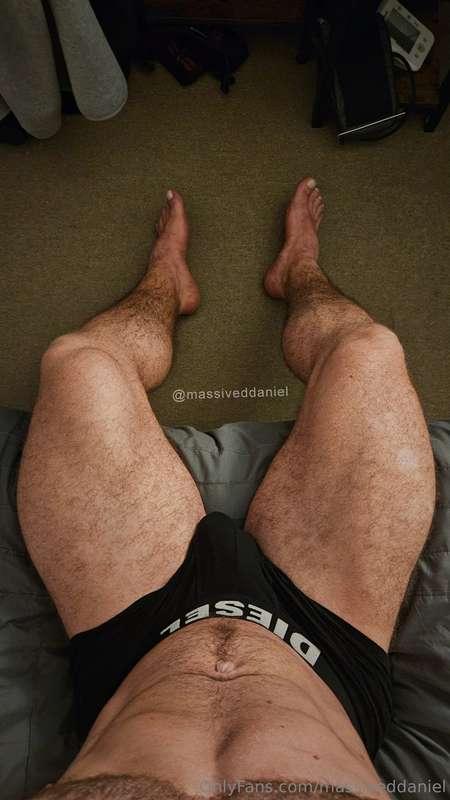 Would you like to give me a sniff 😈 smells fucking incredibl..