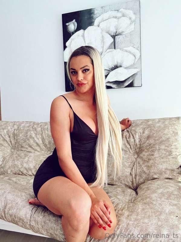 Lazy, silky, seductiveThe way I sit says more than words can..