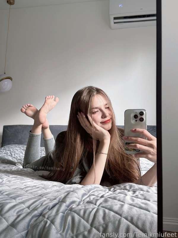 temikmiufeet image #2