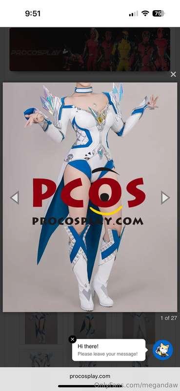 Do YOU want ~two~ exclusive videos featuring this costume? A..