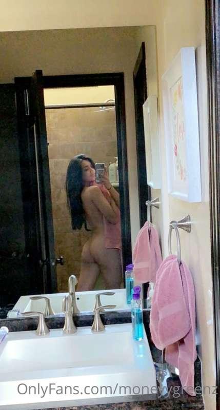 your favorite view💋🤭